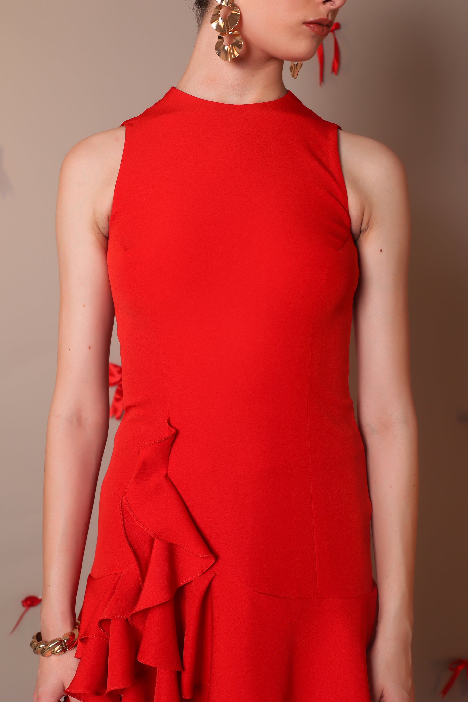 Scarlet Asymmetrical Ruffle Hem Dress – Sleeveless Fit & Flare