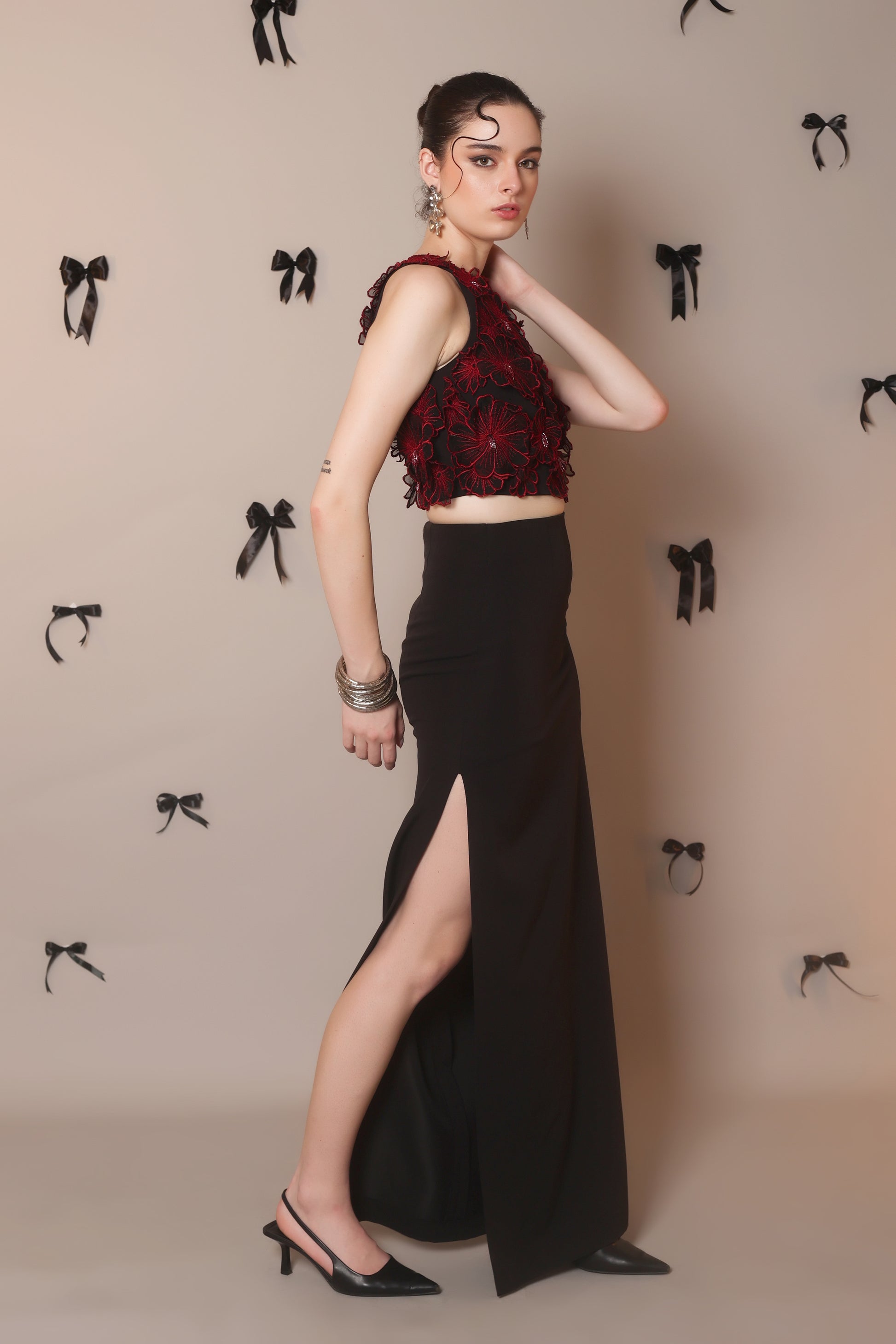 Red 3D Floral Embroidered Crop Top – Petal Rush