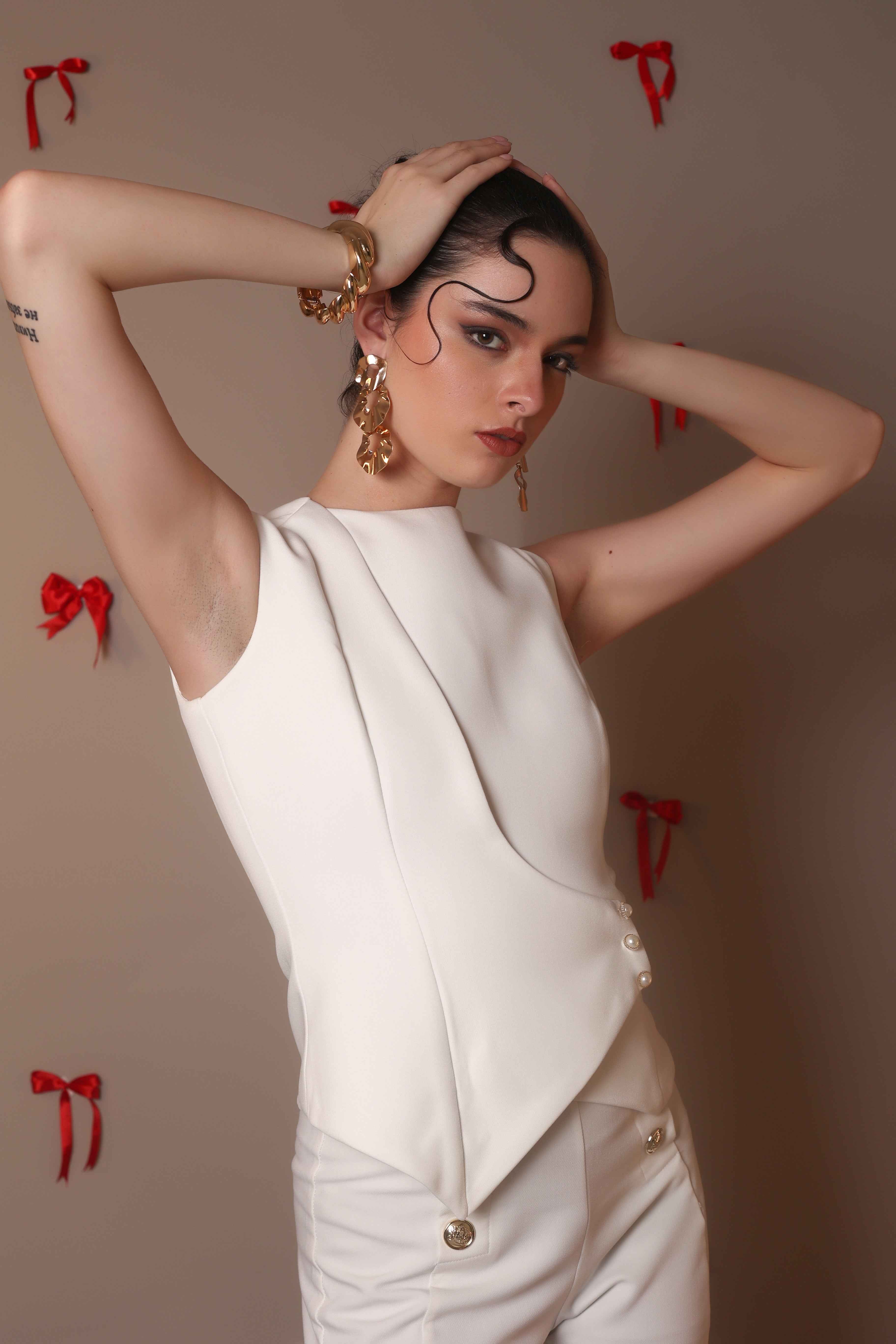 Sculpted Pearl Button Top – White - Vybtheory